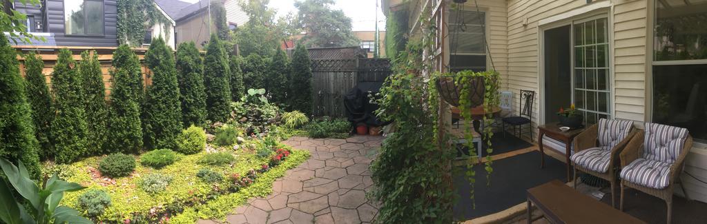 Toronto Garden Inn Exteriör bild